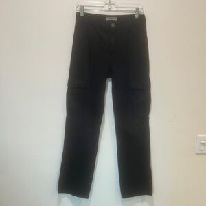 Pull&Bear Loose fit Cargo Pants in Black Size 6